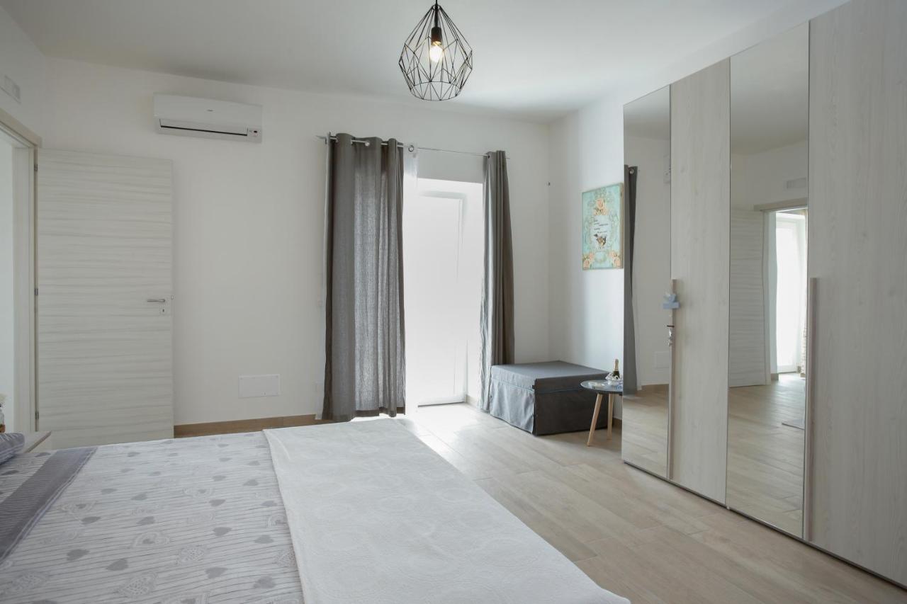 Casa 801 Bed & Breakfast Monopoli Bagian luar foto